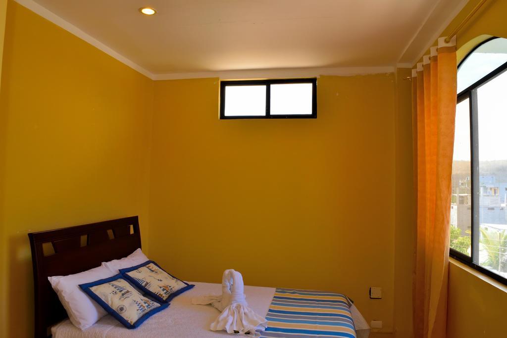 Hostal Duncan Puerto Ayora  Exteriör bild