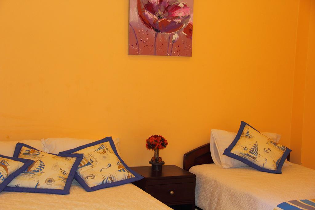Hostal Duncan Puerto Ayora  Exteriör bild