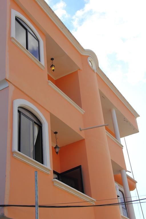 Hostal Duncan Puerto Ayora  Exteriör bild