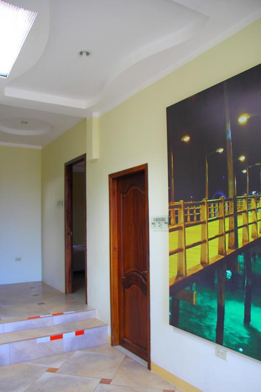 Hostal Duncan Puerto Ayora  Exteriör bild