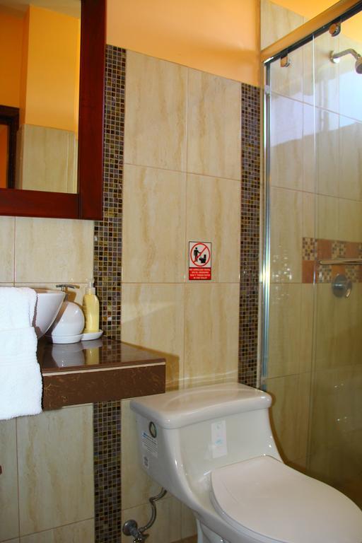 Hostal Duncan Puerto Ayora  Exteriör bild