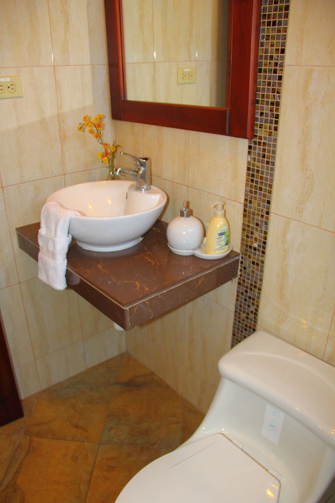 Hostal Duncan Puerto Ayora  Exteriör bild